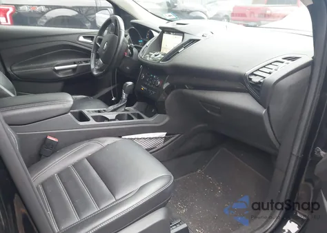 2017 Ford Escape Titanium из США, поврежденный, VIN 1FMCU9JD7HUC83505